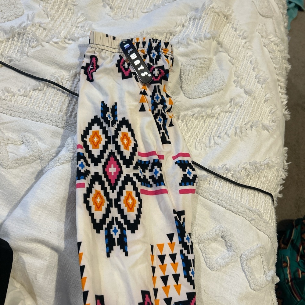 LuLaRoe Multicolor Geometric Leggings
